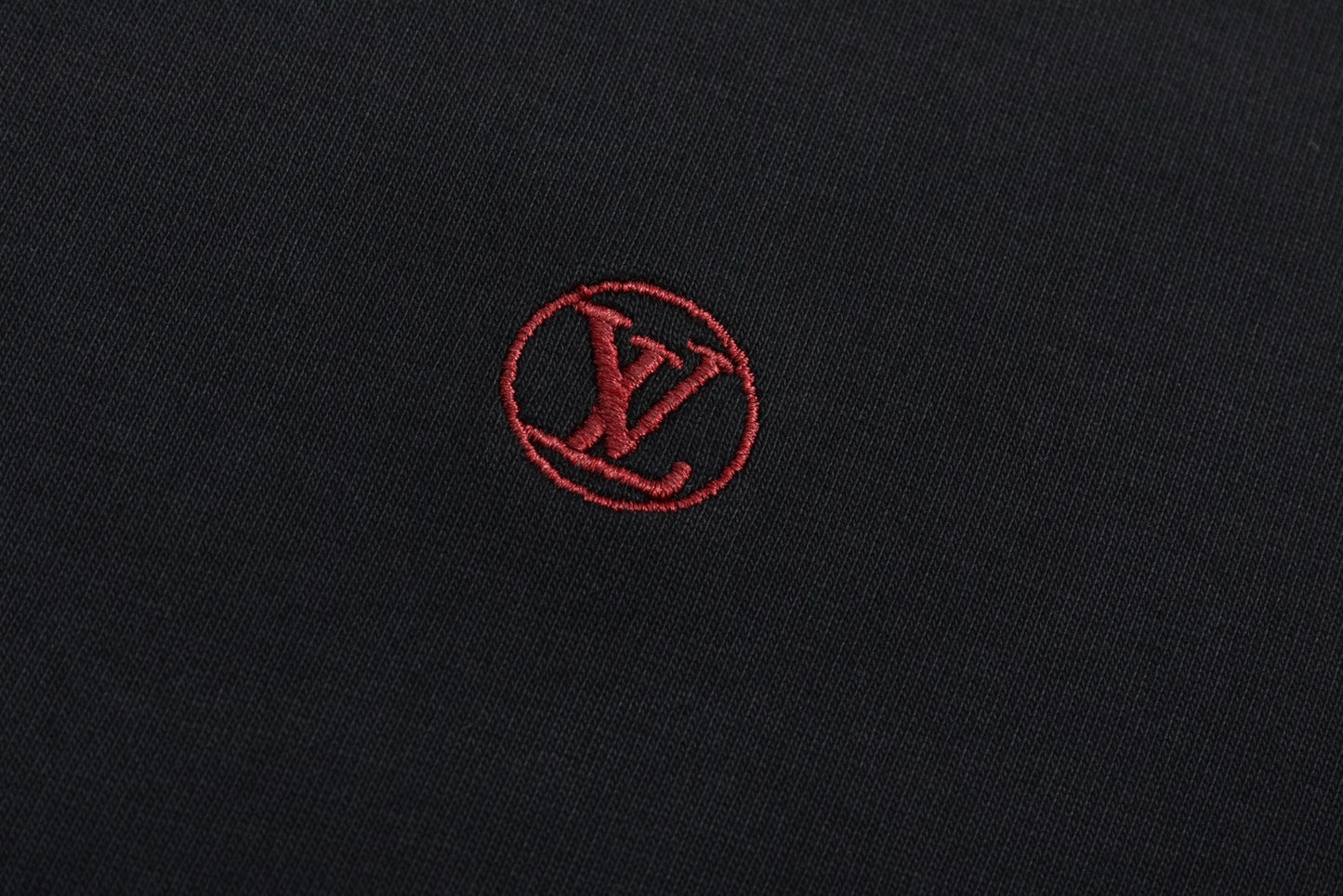 1V 2025ss embroidered T-shirt