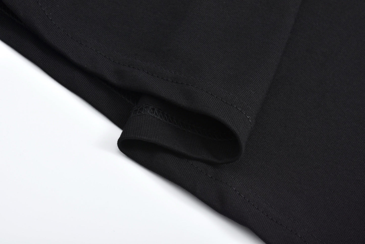 1V 2025ss embroidered T-shirt