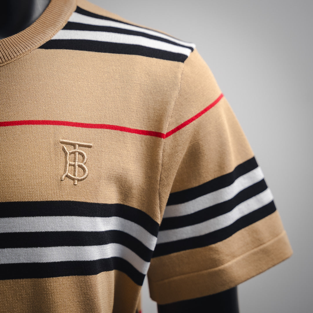 burber 24ss knitted t-shirt
