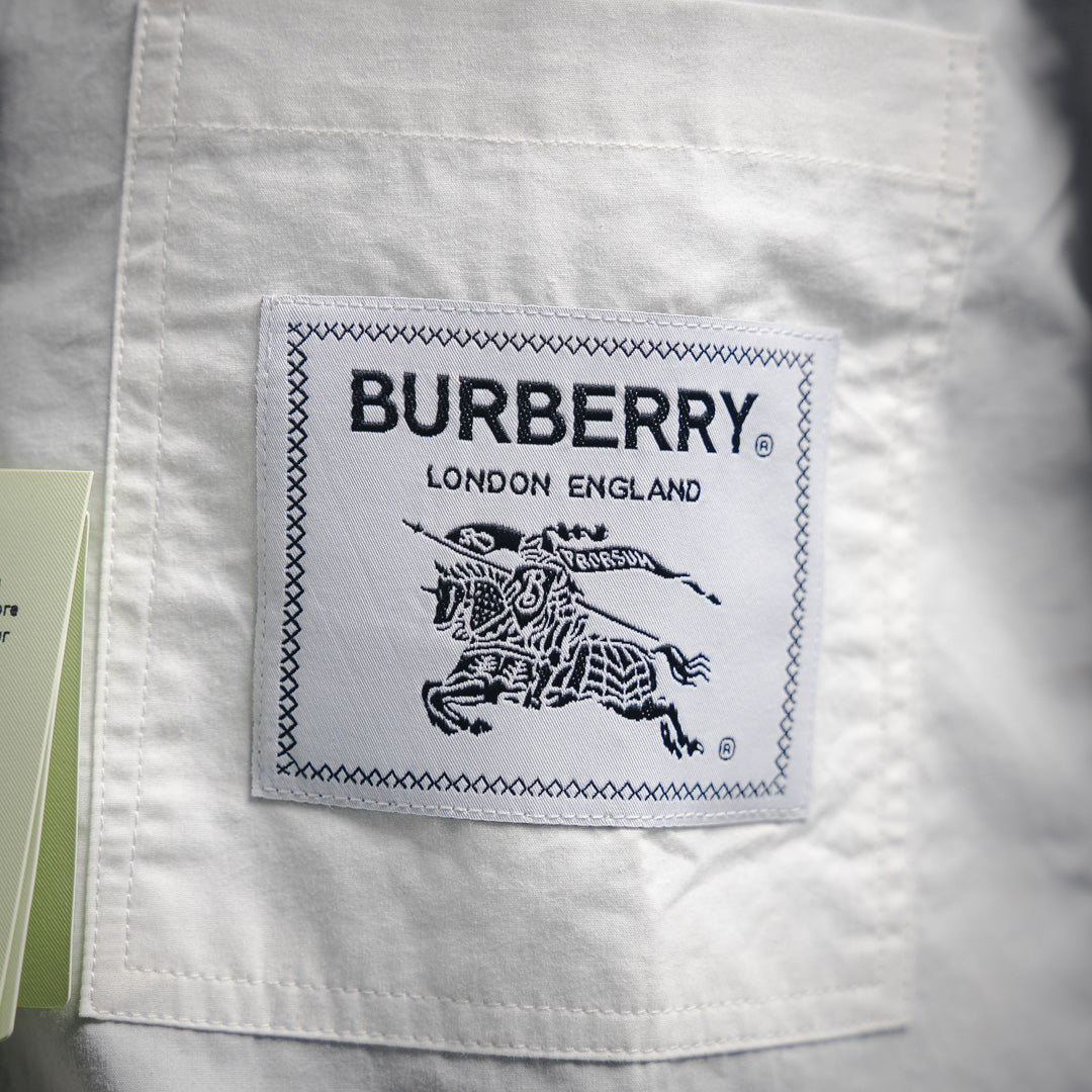 Burber patches buttons shirt