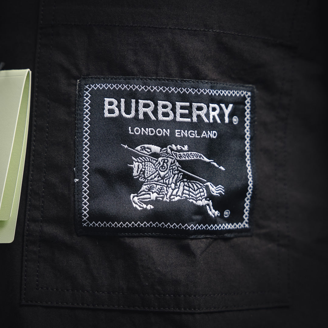 Burber patches buttons shirt