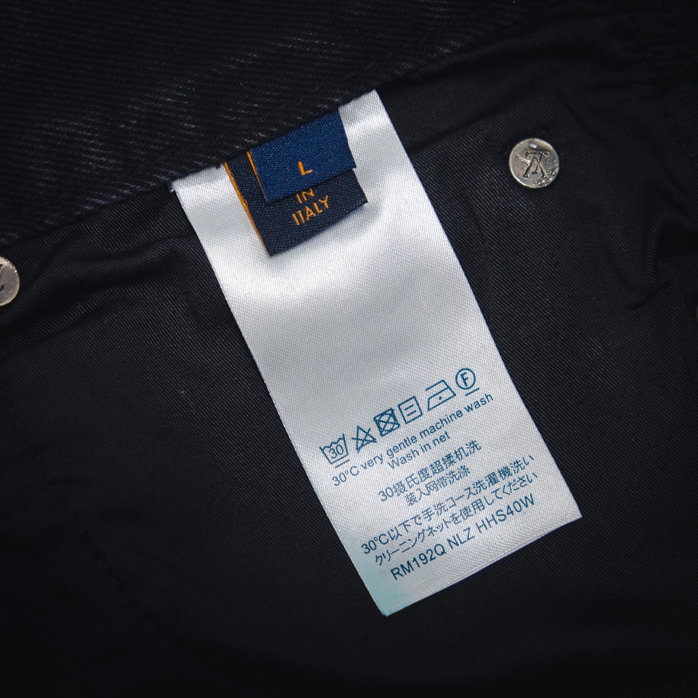 1V 24fw embroidered jeans