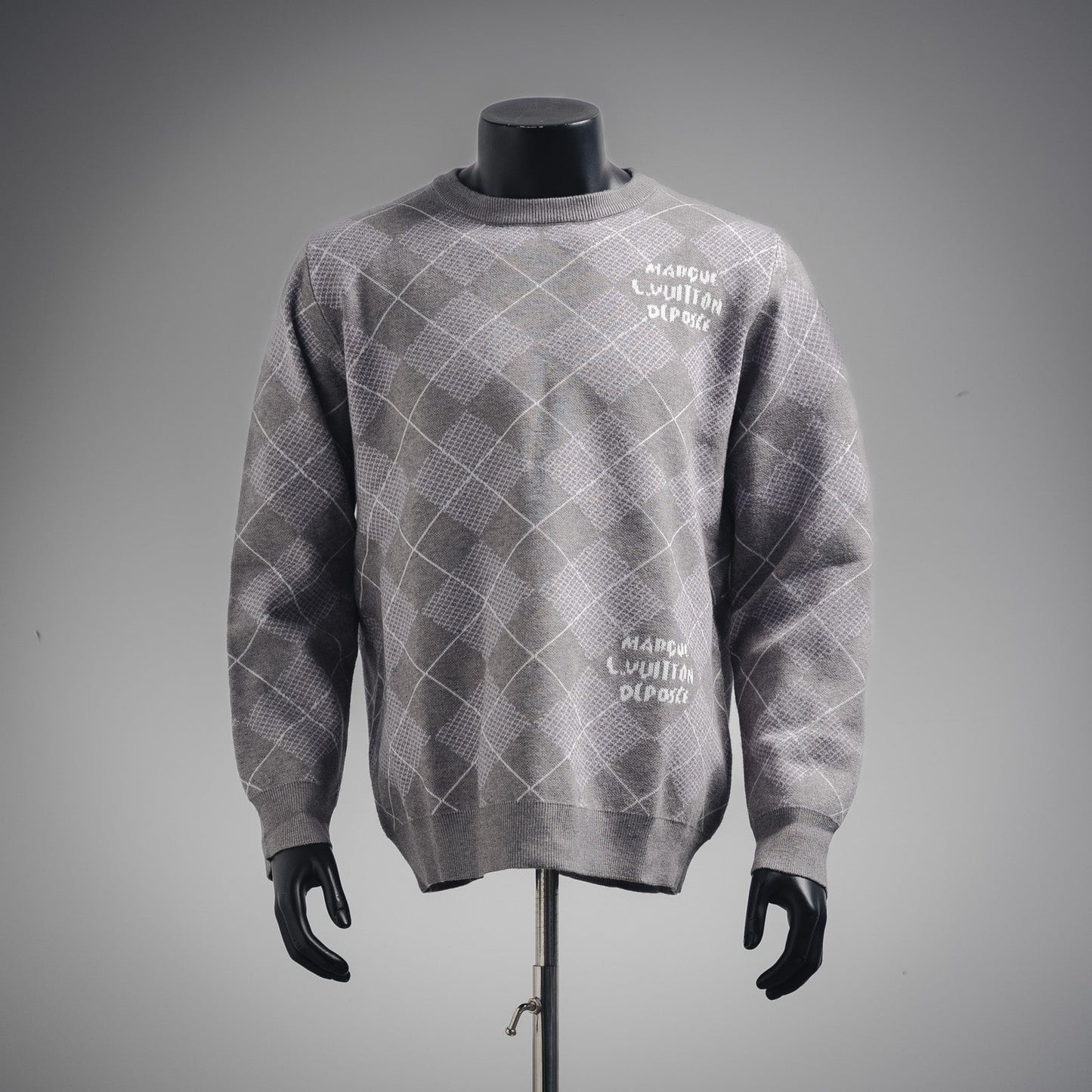 1V 24SS cashmere knitted sweater