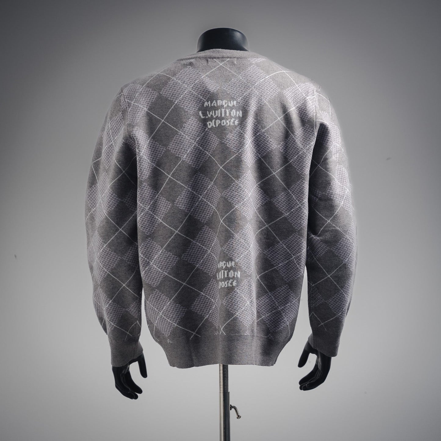 1V 24SS cashmere knitted sweater