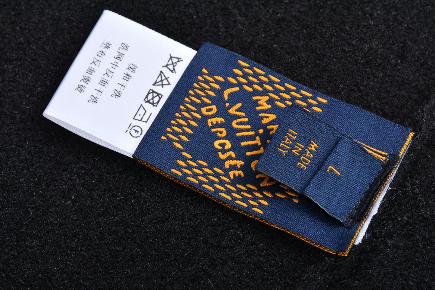 1V 25ss jacquard knitted short