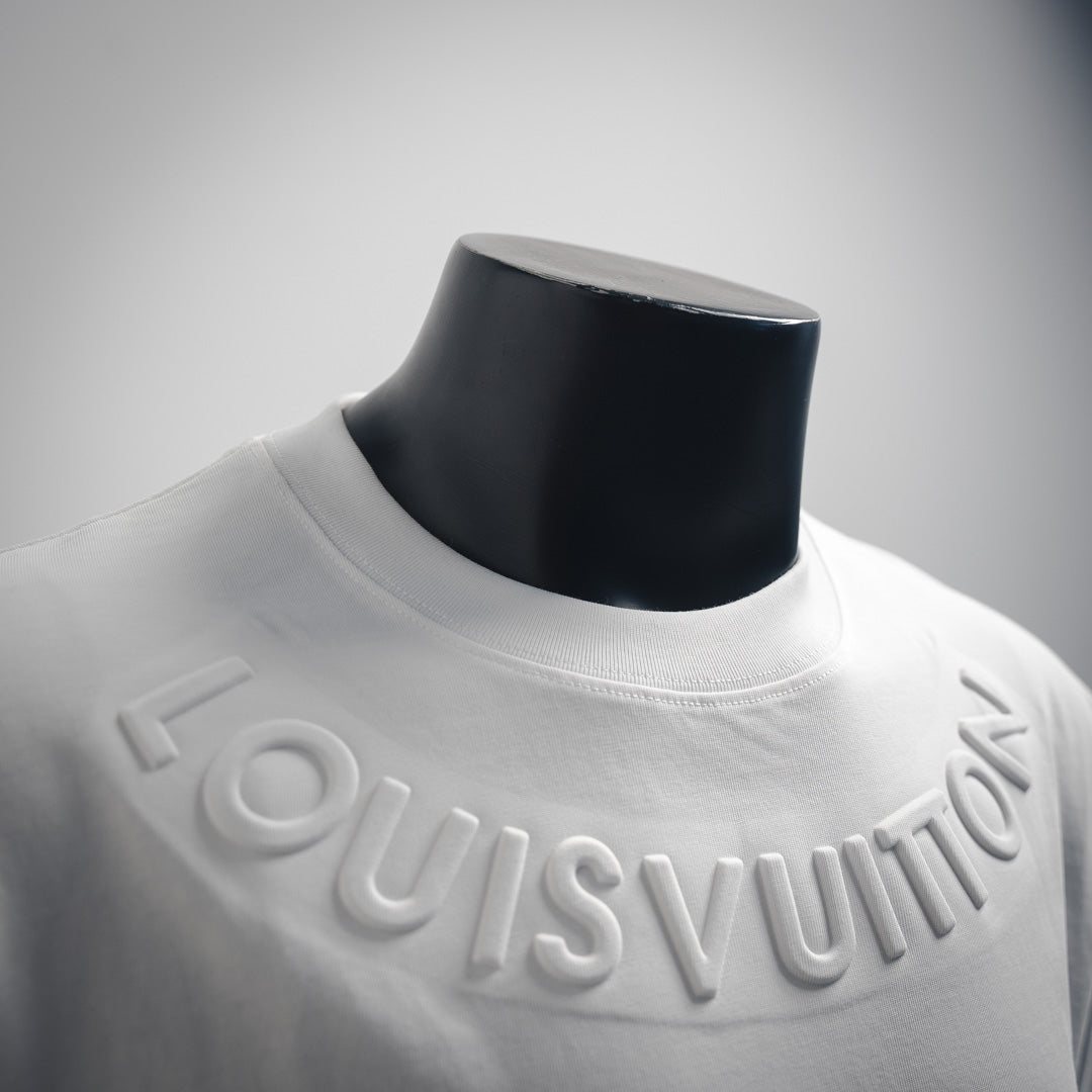 1V 25SS embossed t-shirt