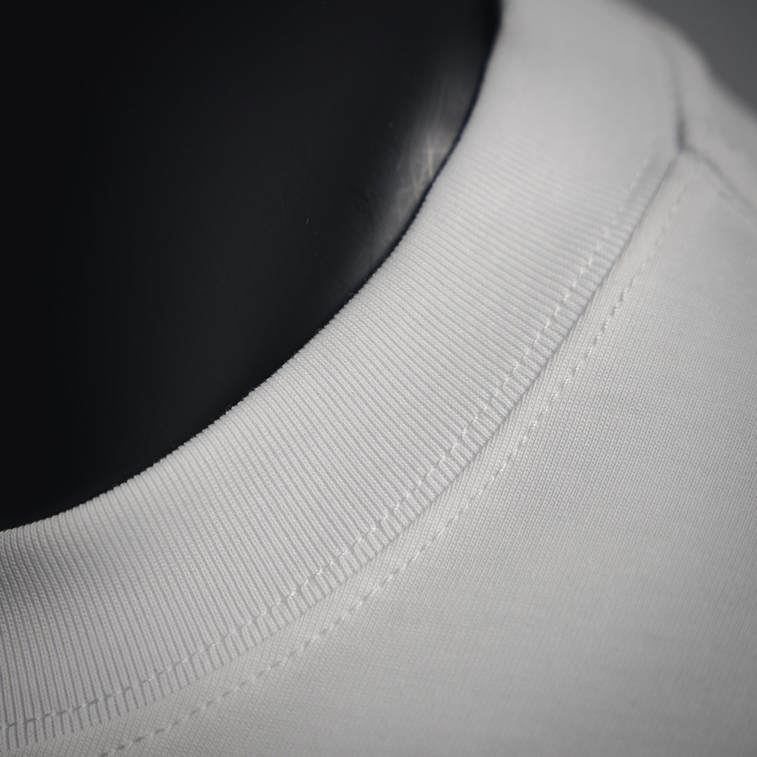 1V 25SS embossed t-shirt
