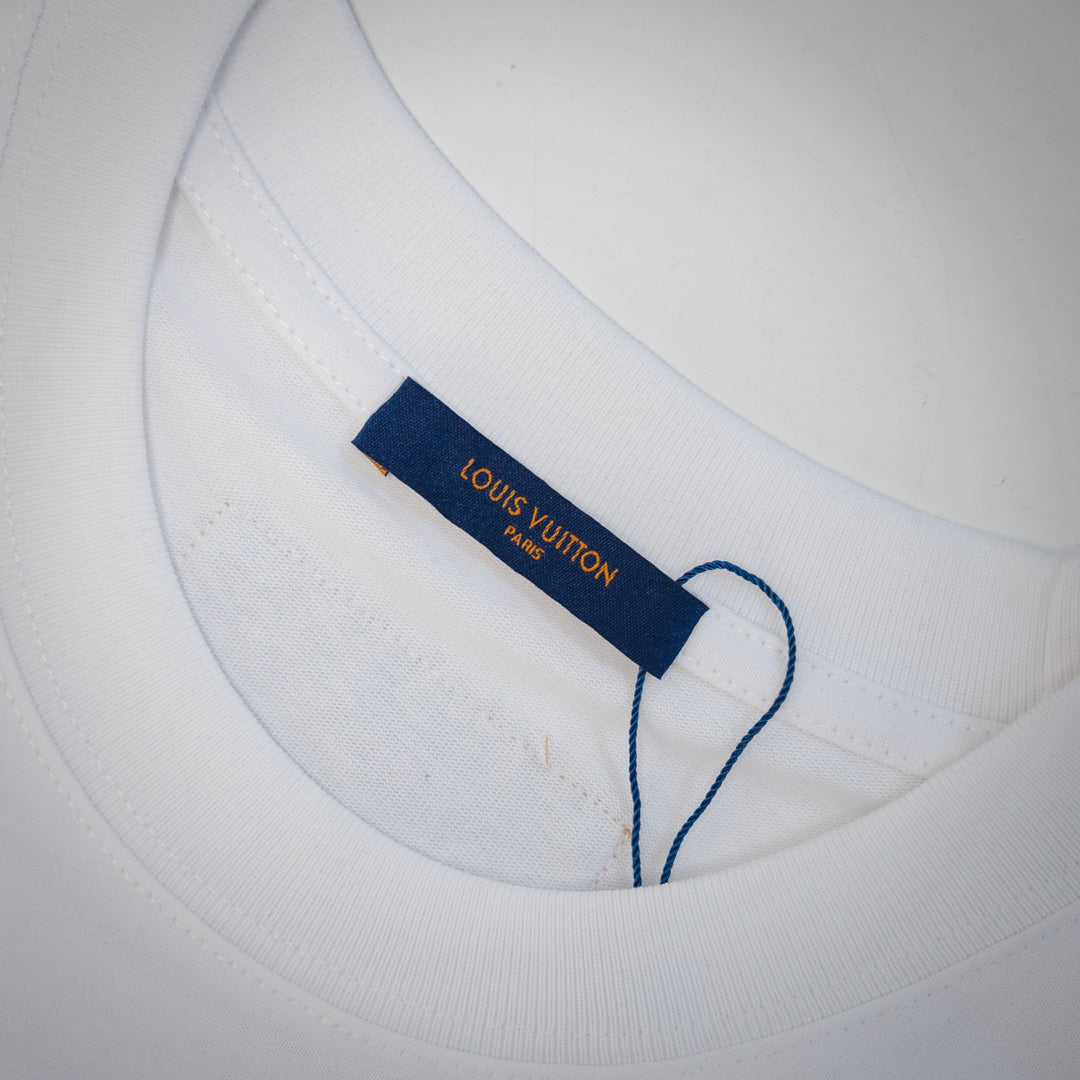 1V printed t-shirt