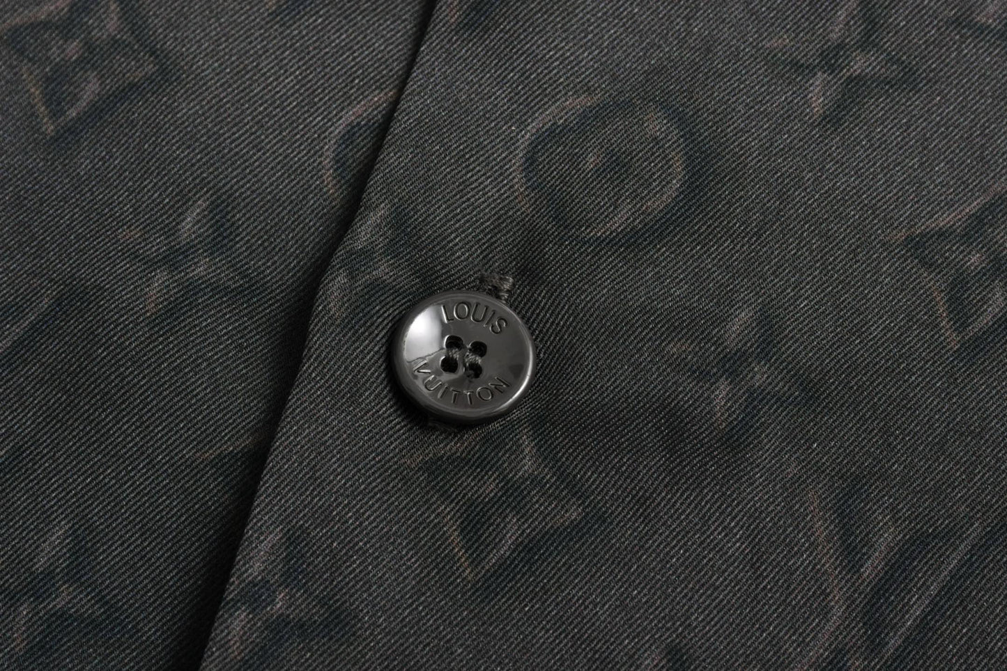 1V 25SS silk shirt