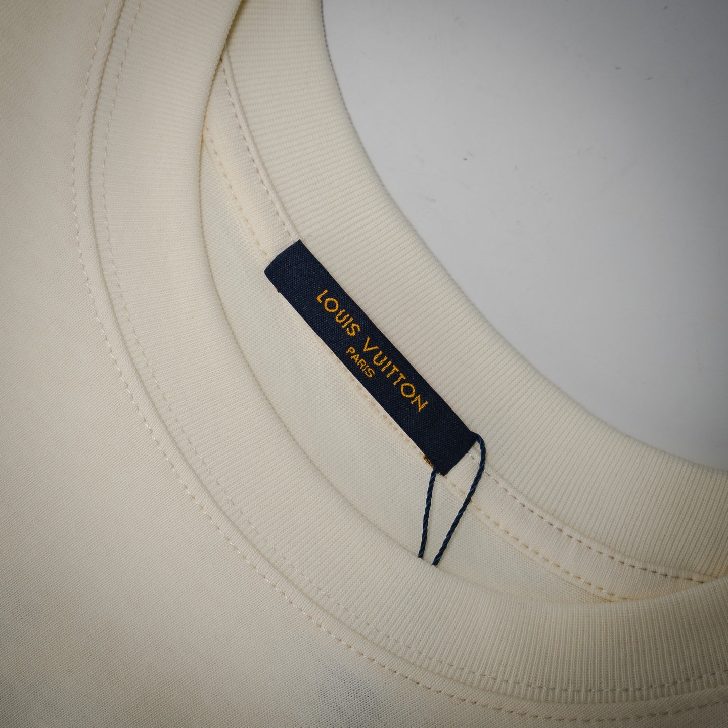Louis 25ss embroidered t-shirt