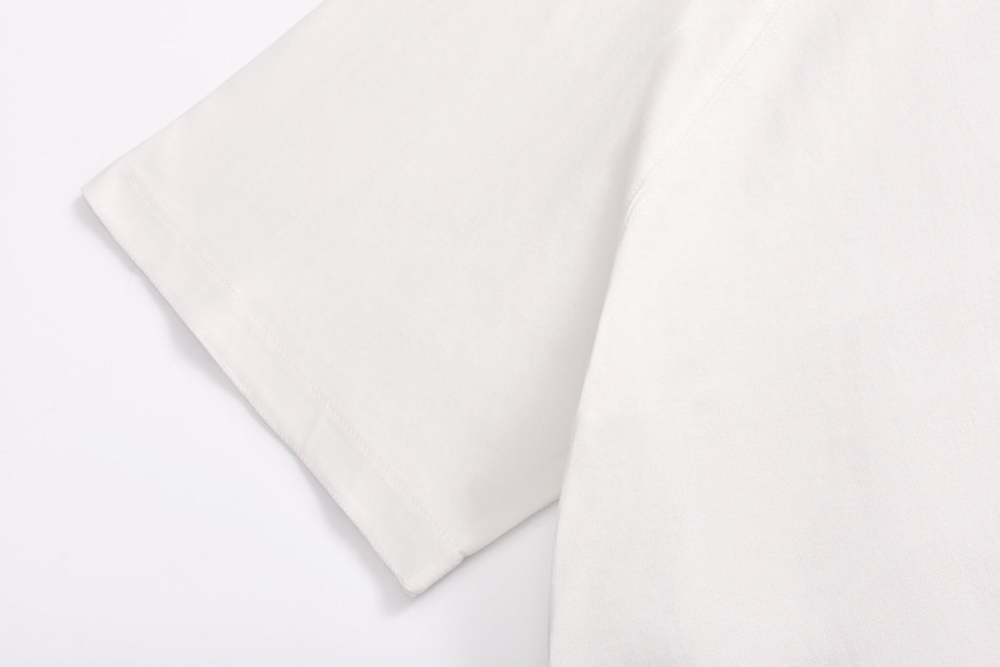 Bottega 25ss embroidered t-shirt