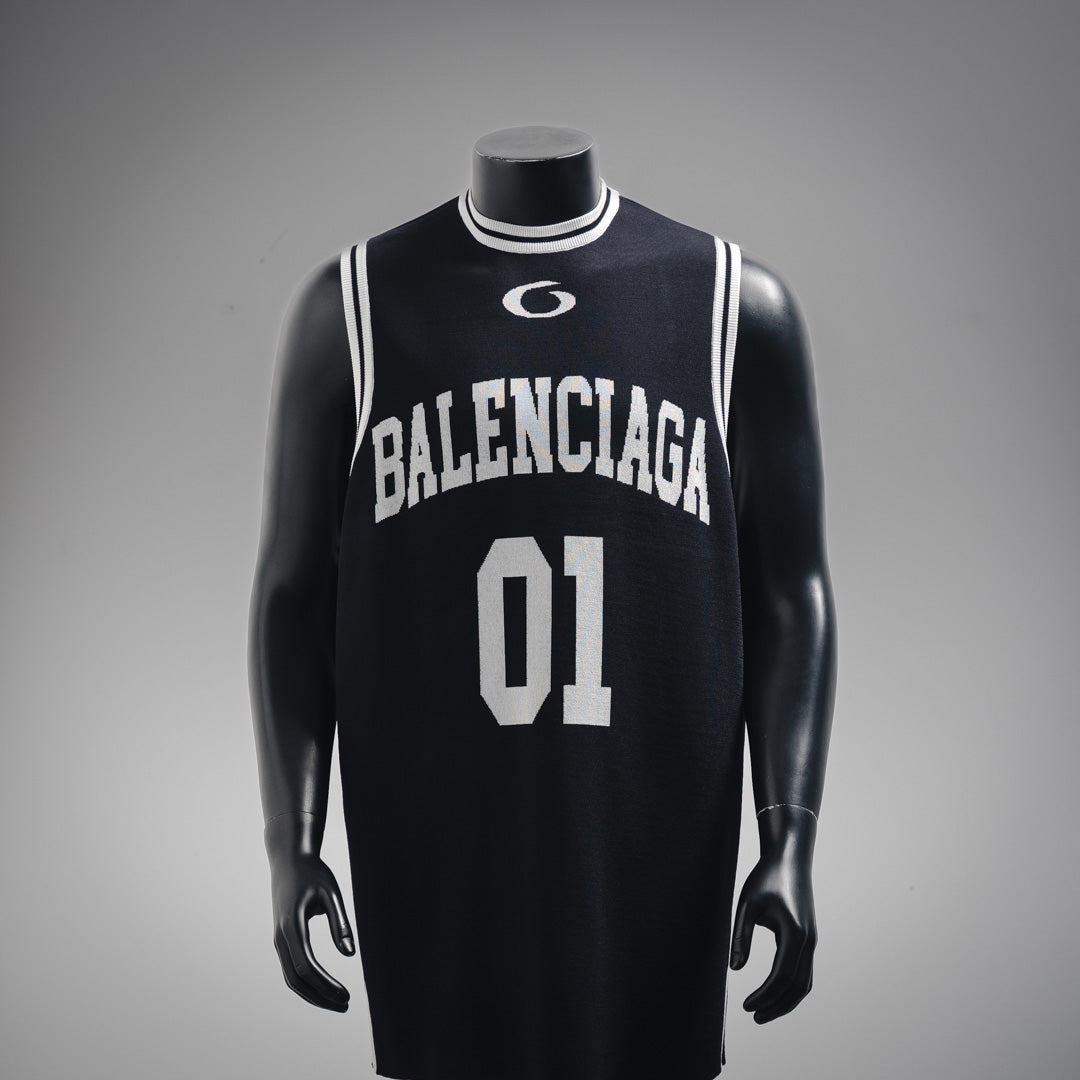 Balen 25ss knit vest