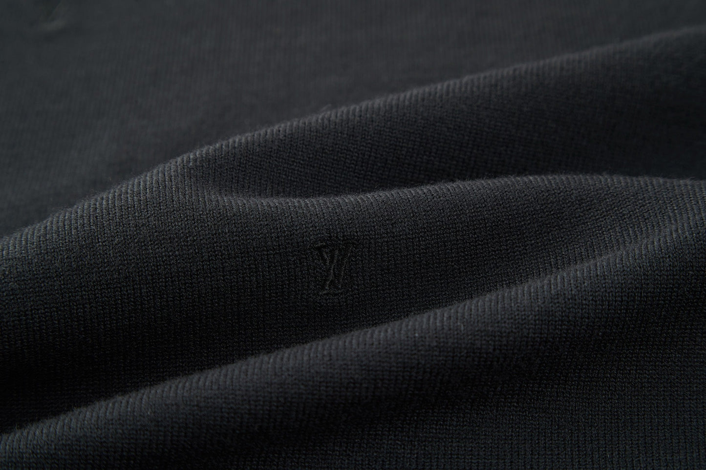 1V 25ss embroidered t-shirt