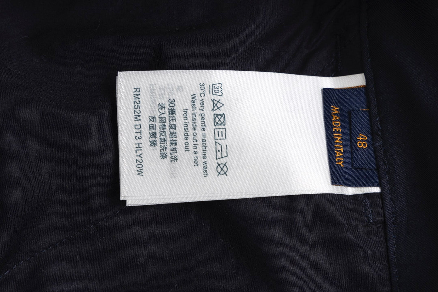 Louis 25ss embossed short