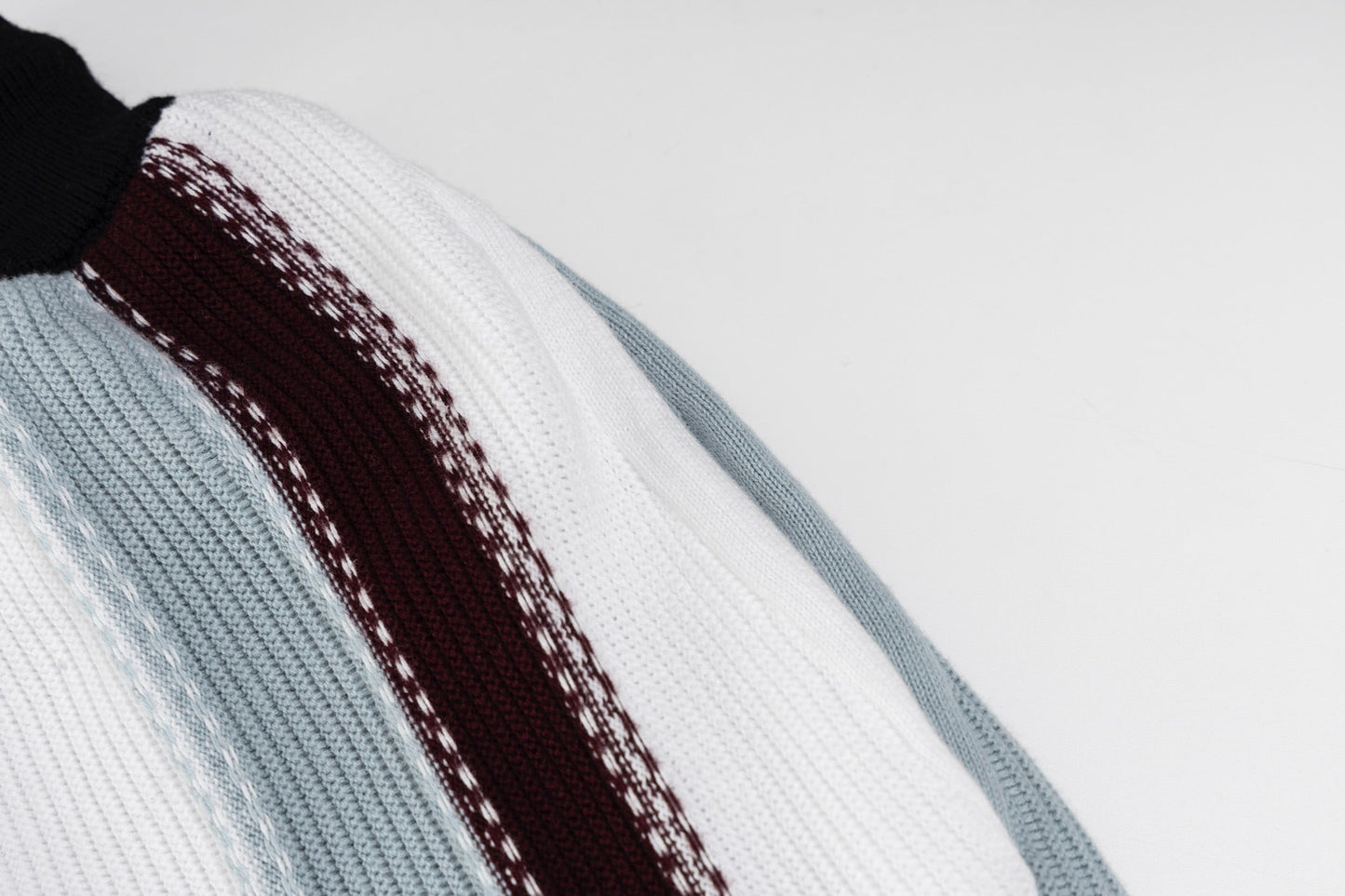 Louis 25ss knit short