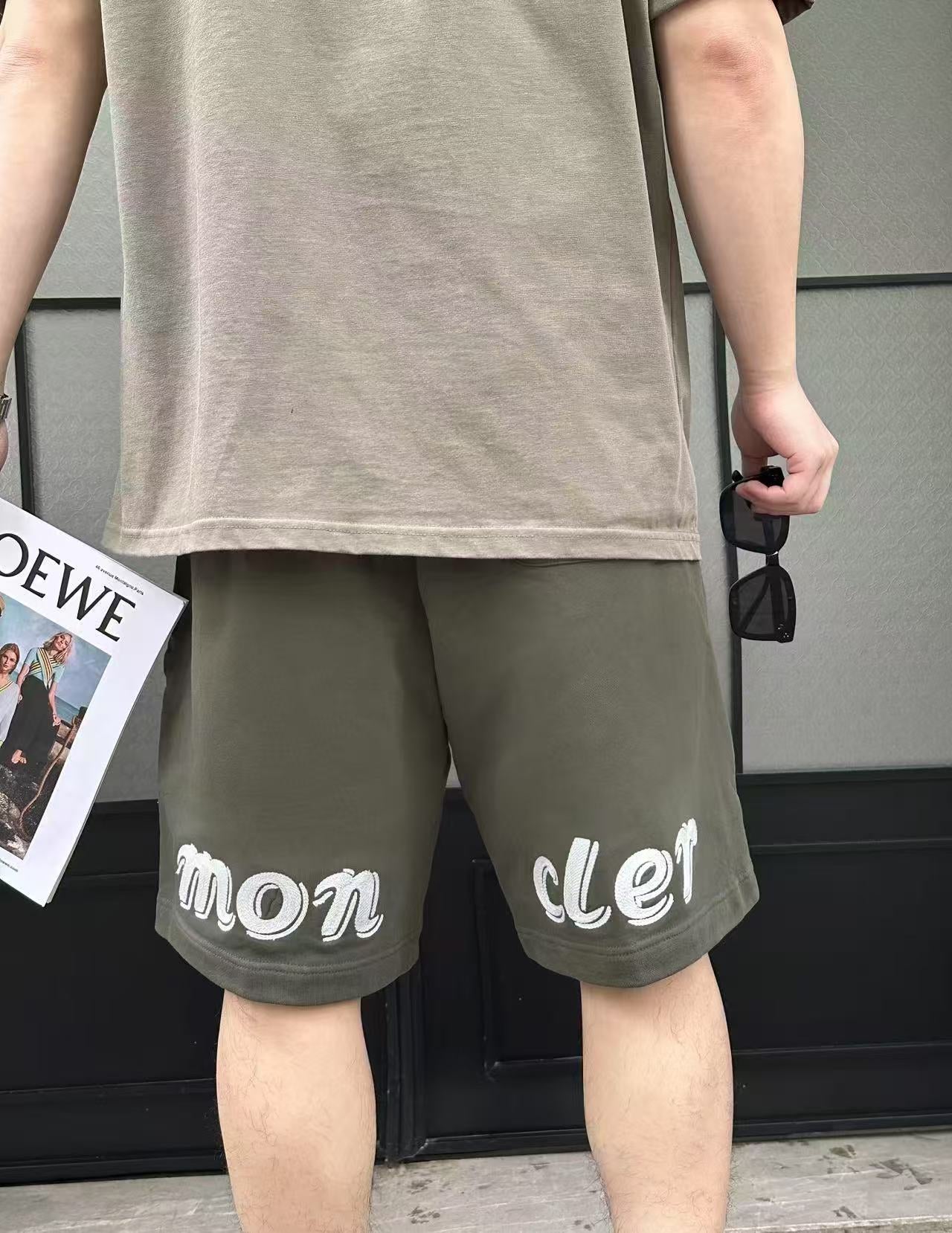 Monc 25ss embroidered short