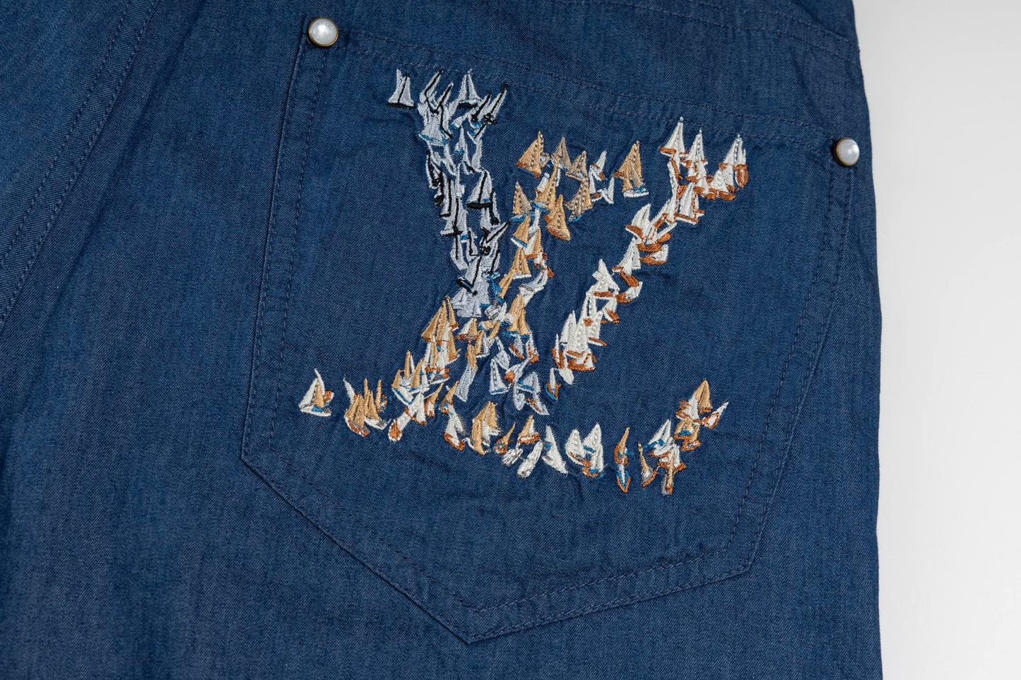 Louis 25ss embroidered short