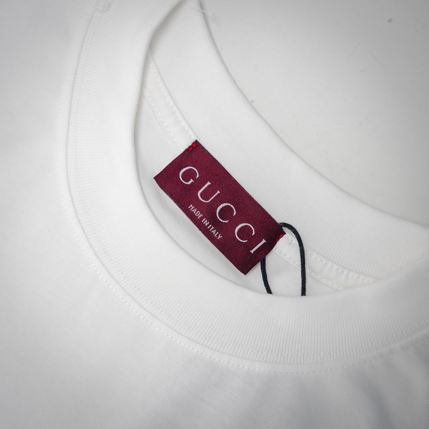 Guc 25ss embroidered t-shirt