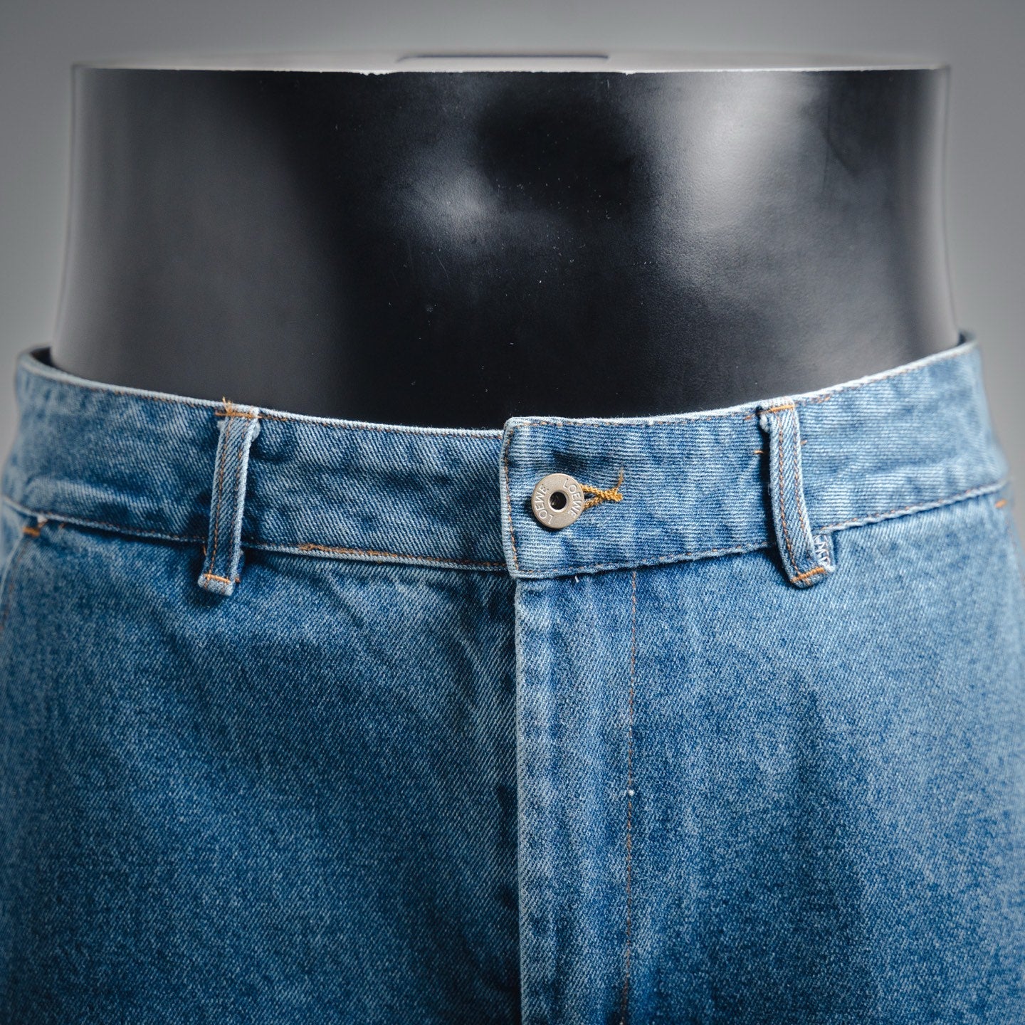 Loe anagram denim short