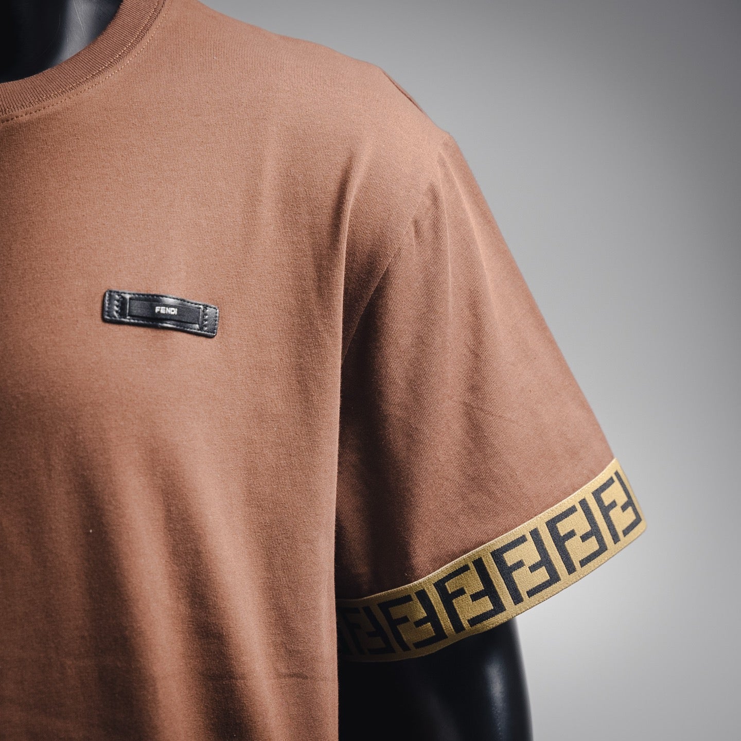 Fend 25ss webbing t-shirt