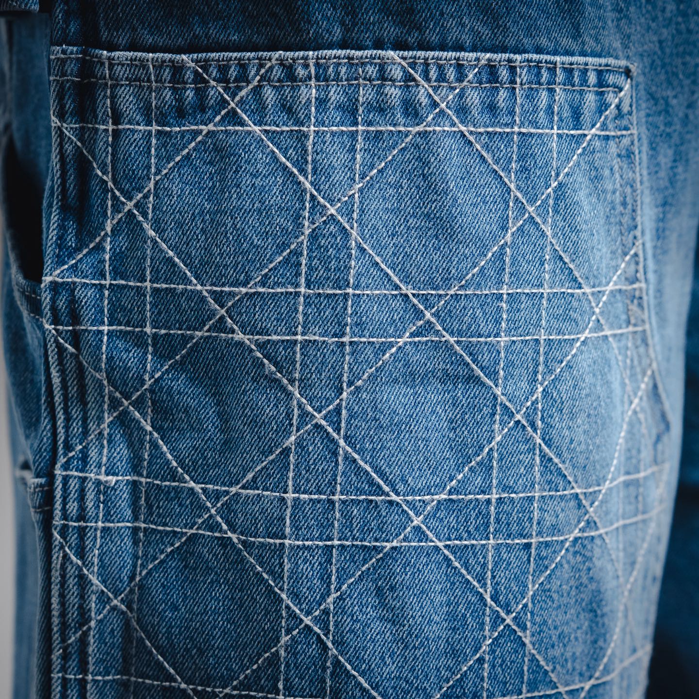 CD 24SS embroidered denim short