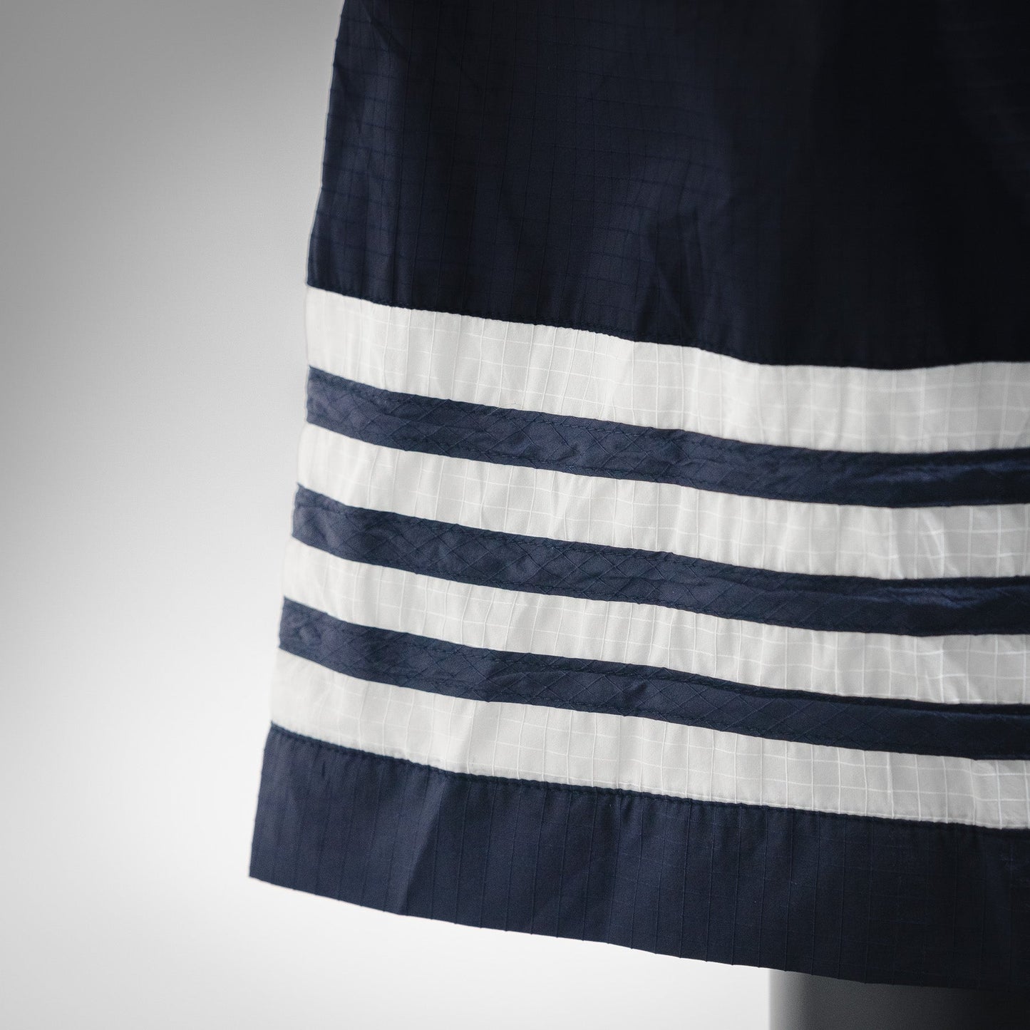 Thom 25ss short