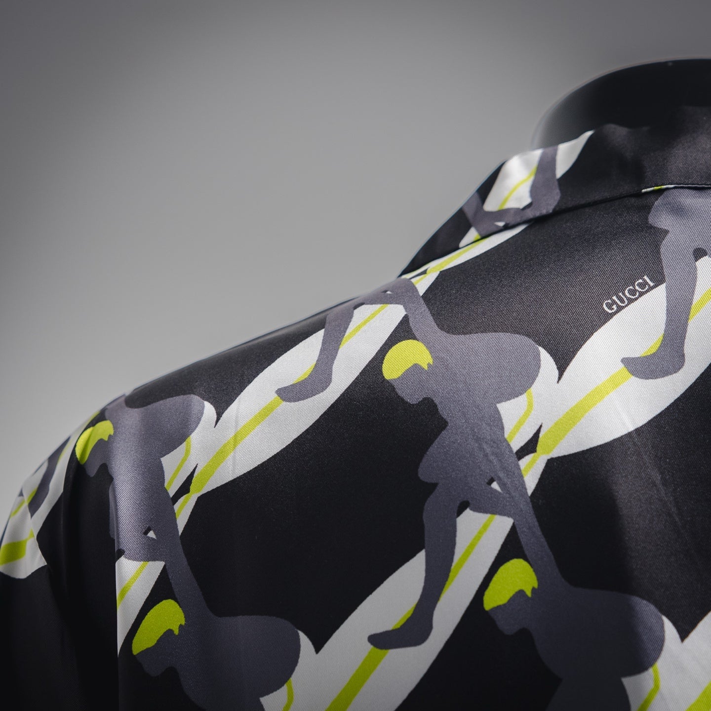 Guc 25ss silk shirt