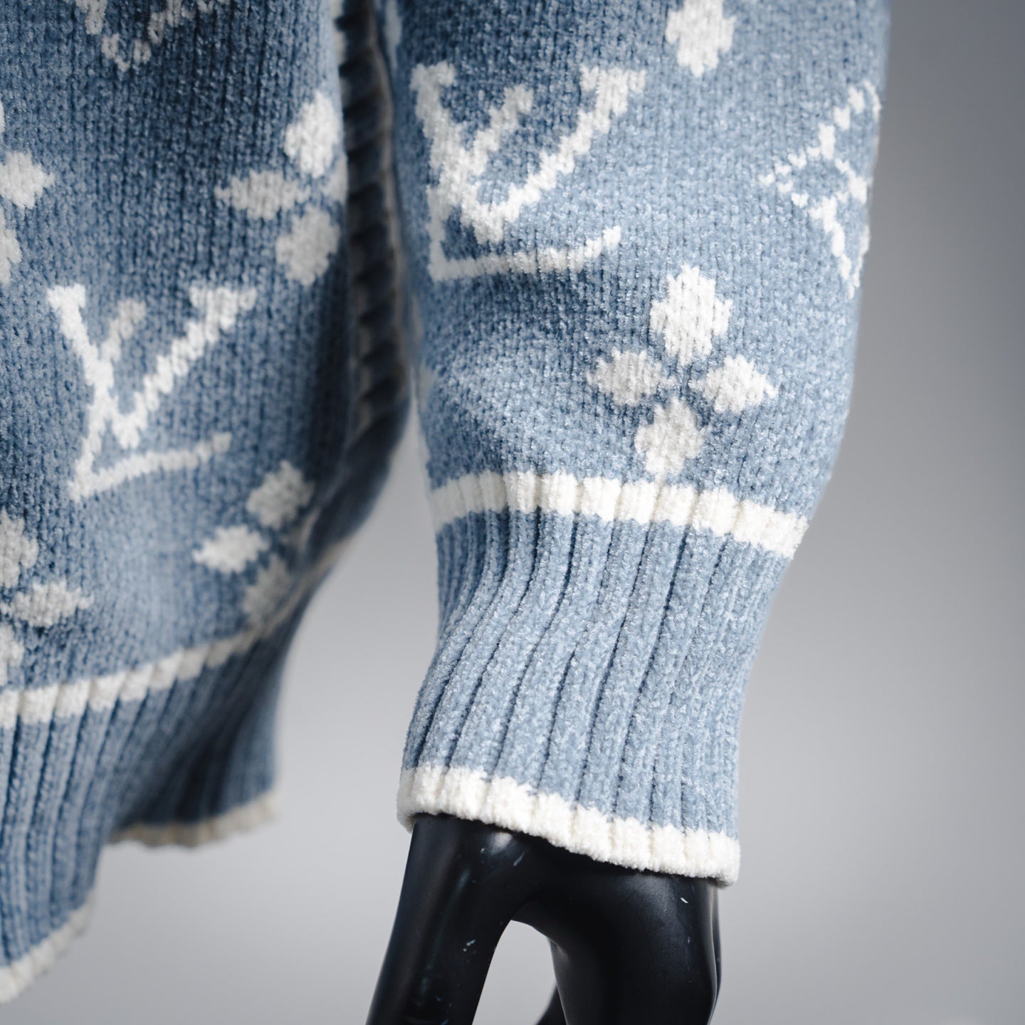 Louis 25fw jacquard cardigan