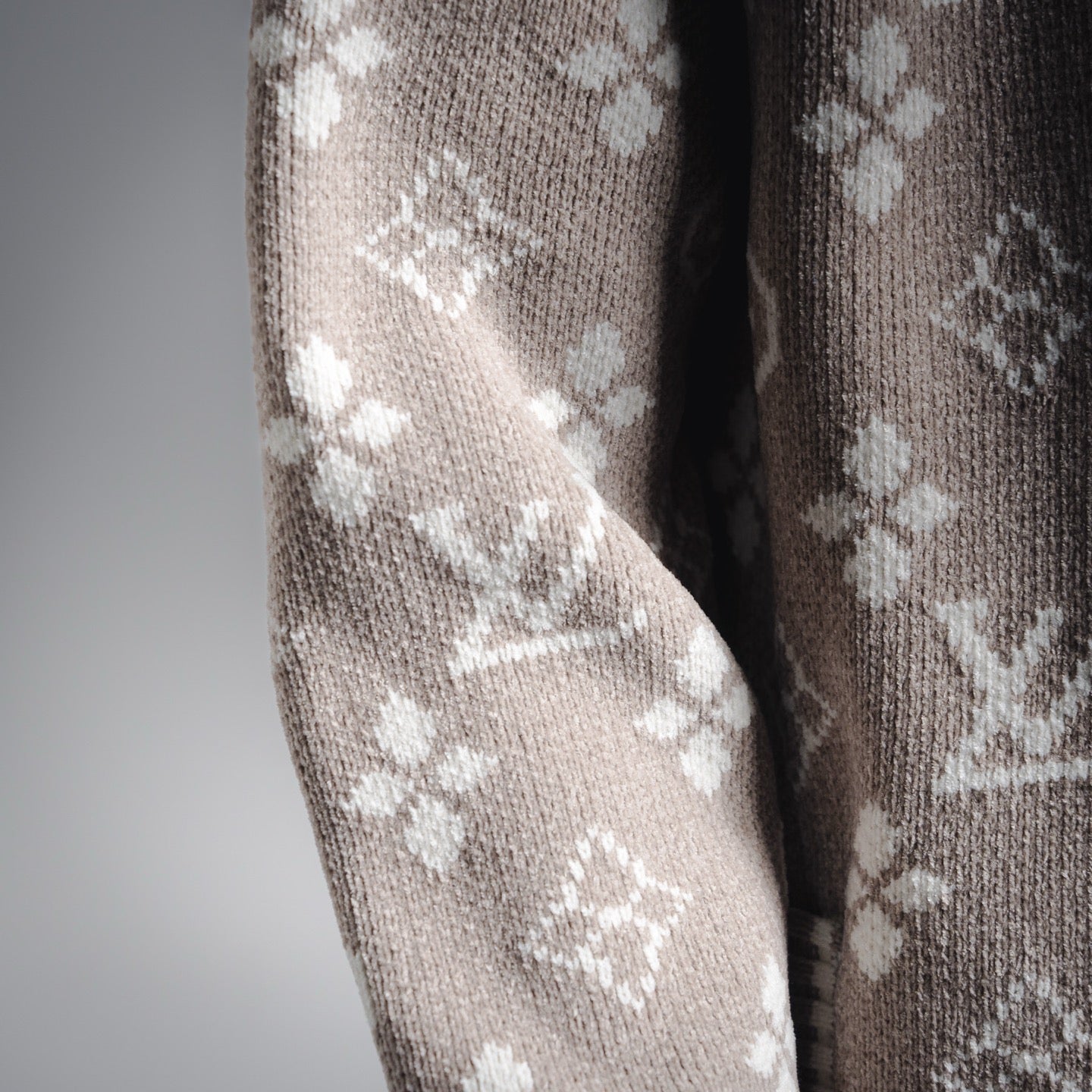 Louis 25fw jacquard cardigan