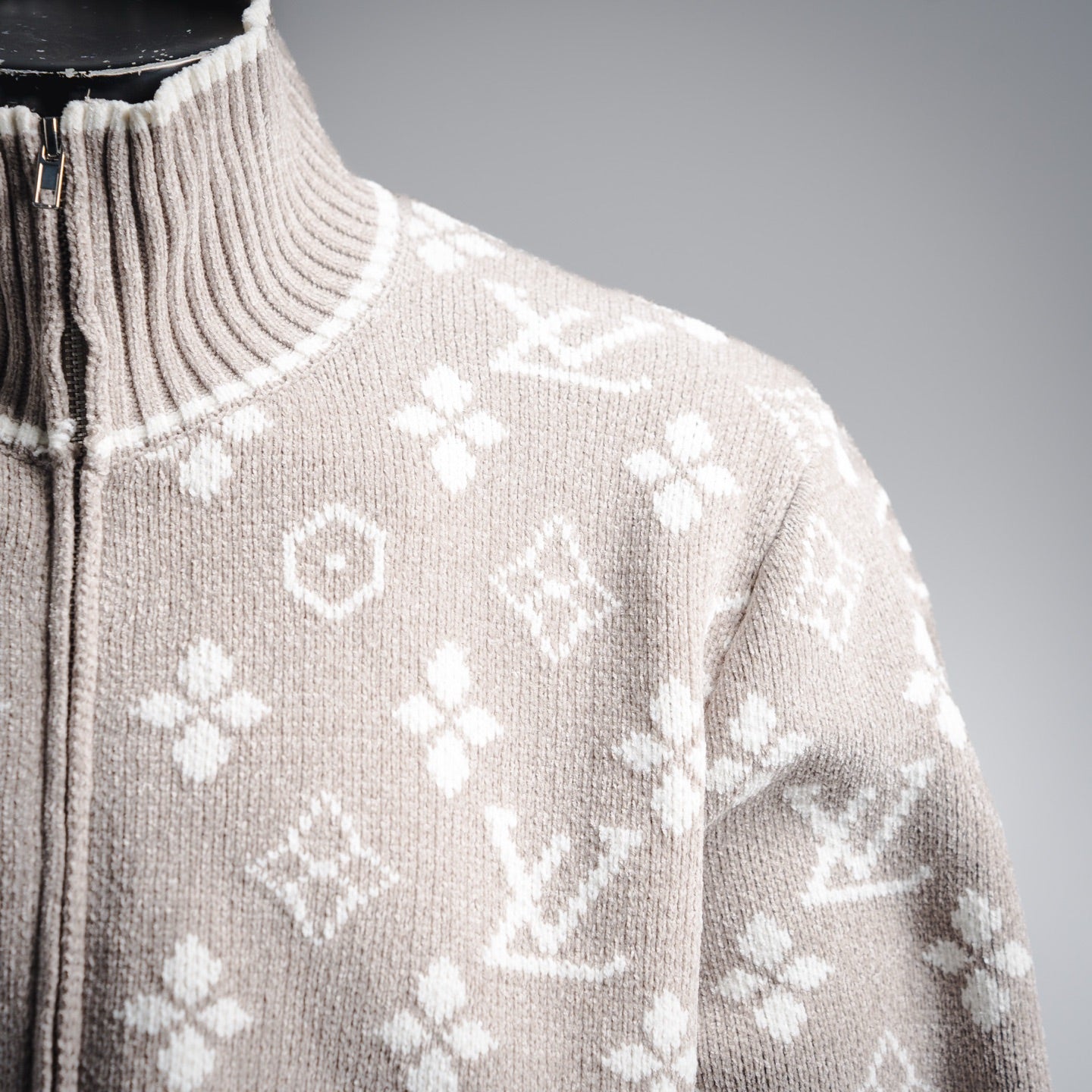 Louis 25fw jacquard cardigan