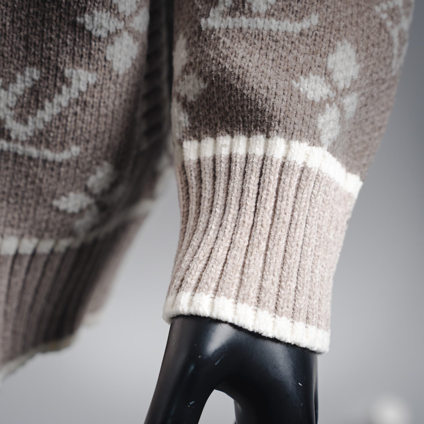 Louis 25fw jacquard cardigan