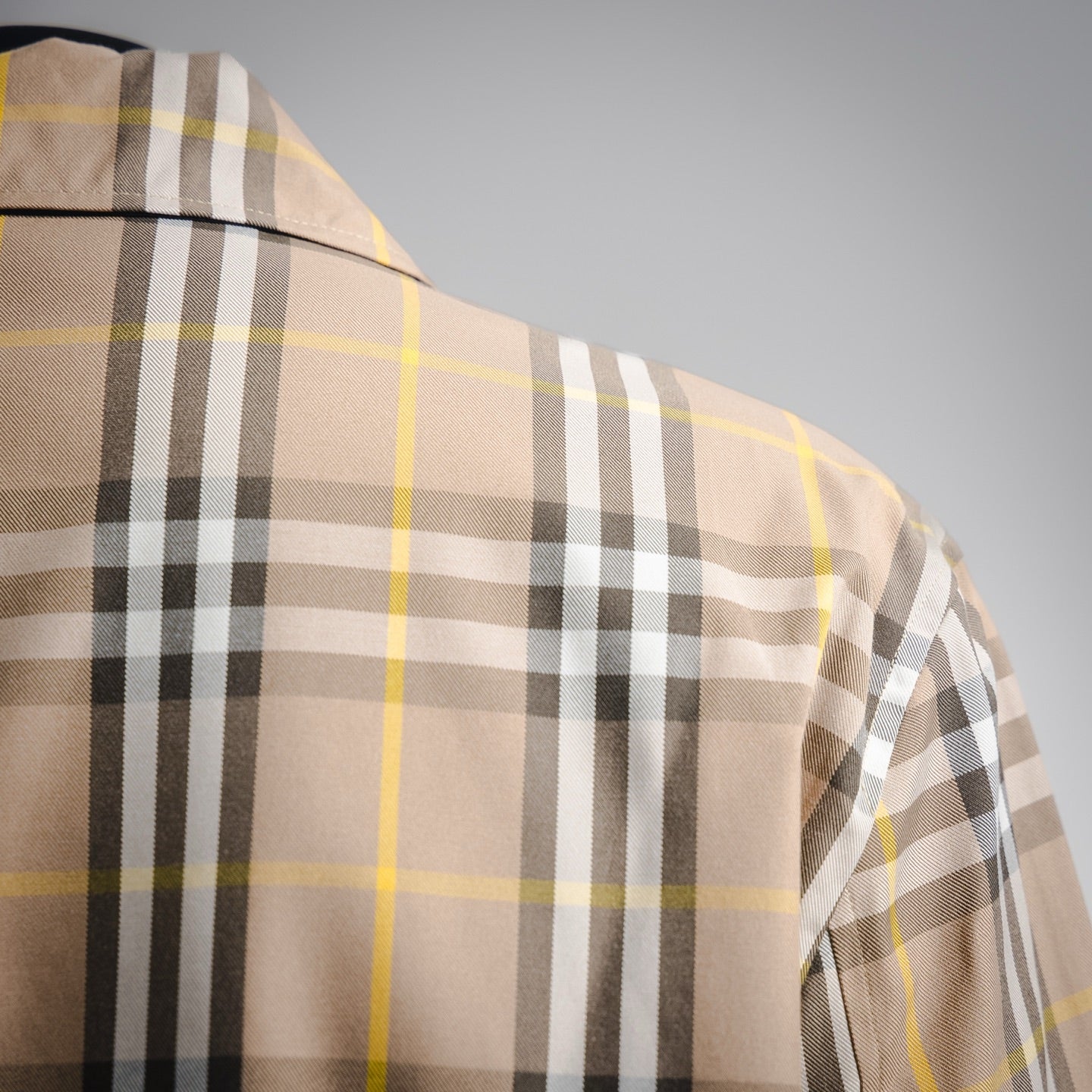 Burbery 25fw plaid jacket