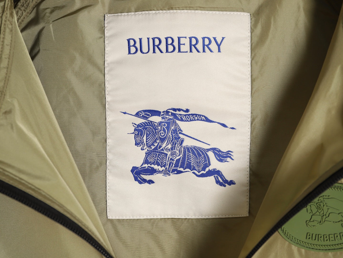 Burbery 25fw outdoor jacket