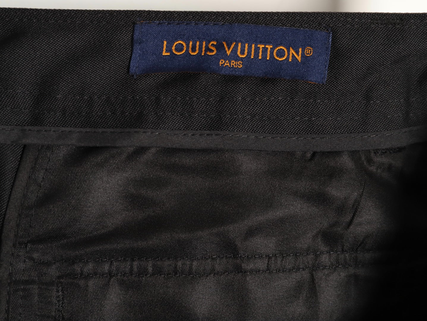 Louis 25fw embroidered pants