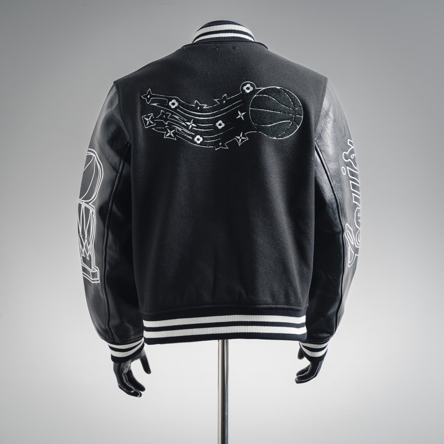 Louis 25fw embroidered jacket