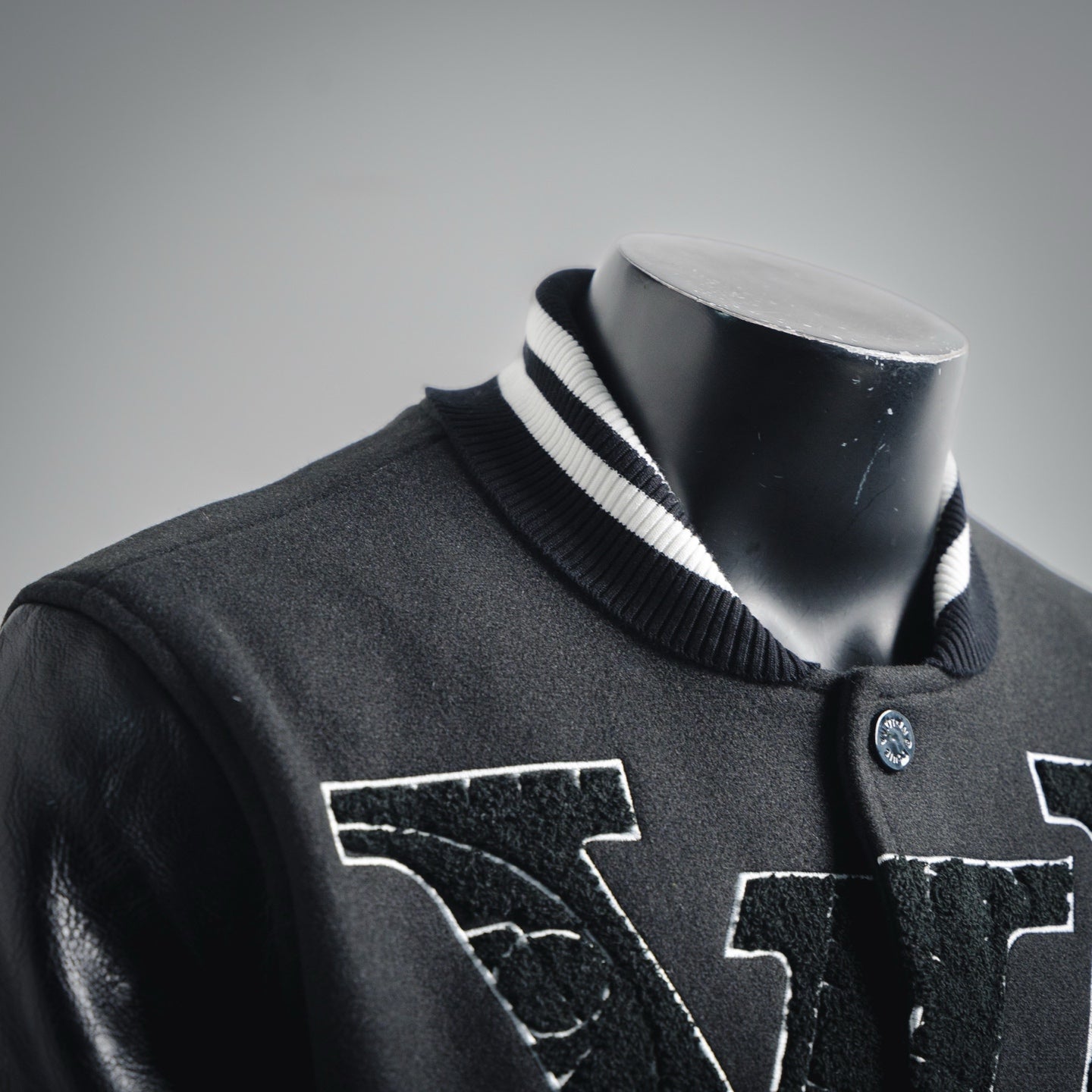 Louis 25fw embroidered jacket