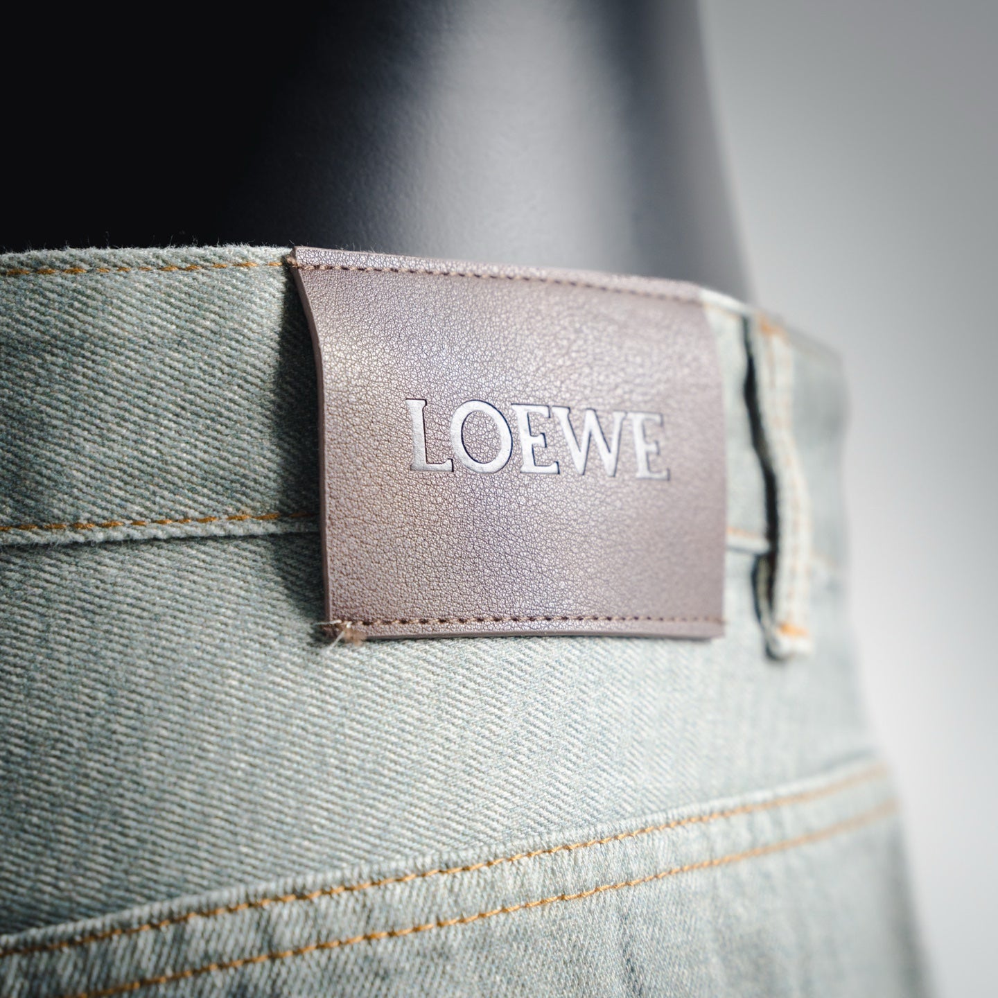Loe 25fw all-match jeans