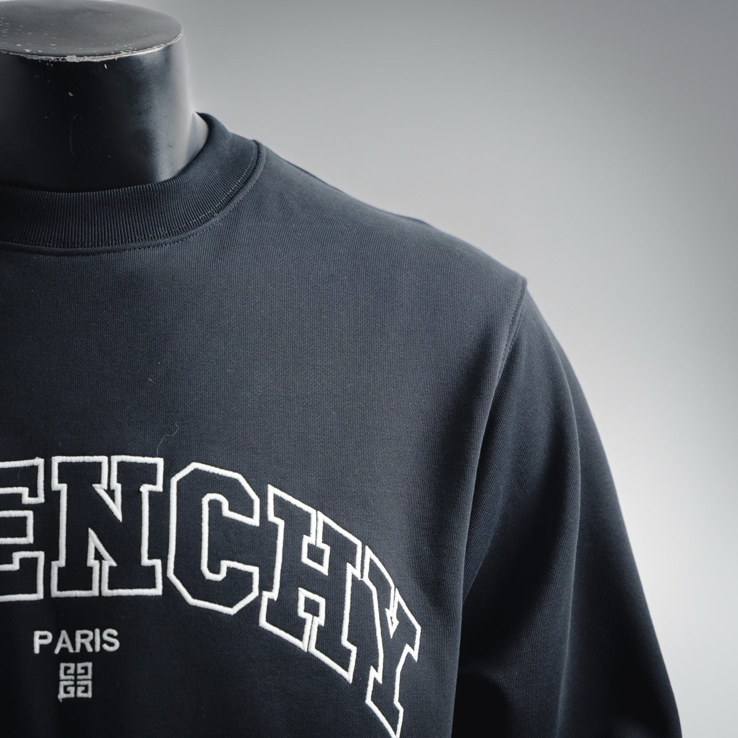 Given 25fw embroidered hoodie