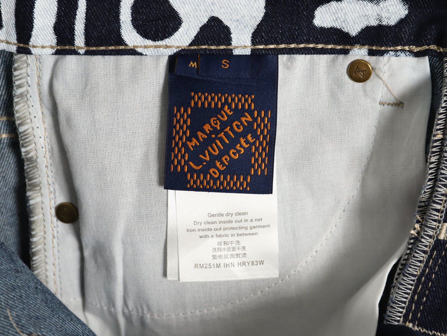Louis 25fw grafflti jeans