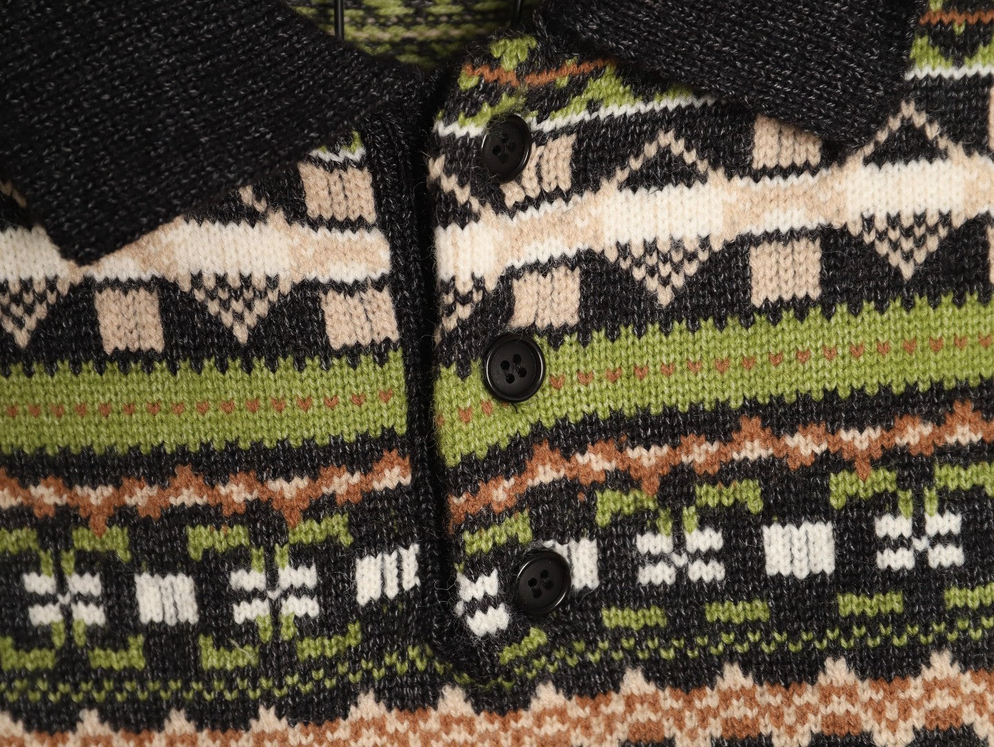 Loe 25fw knitted sweat
