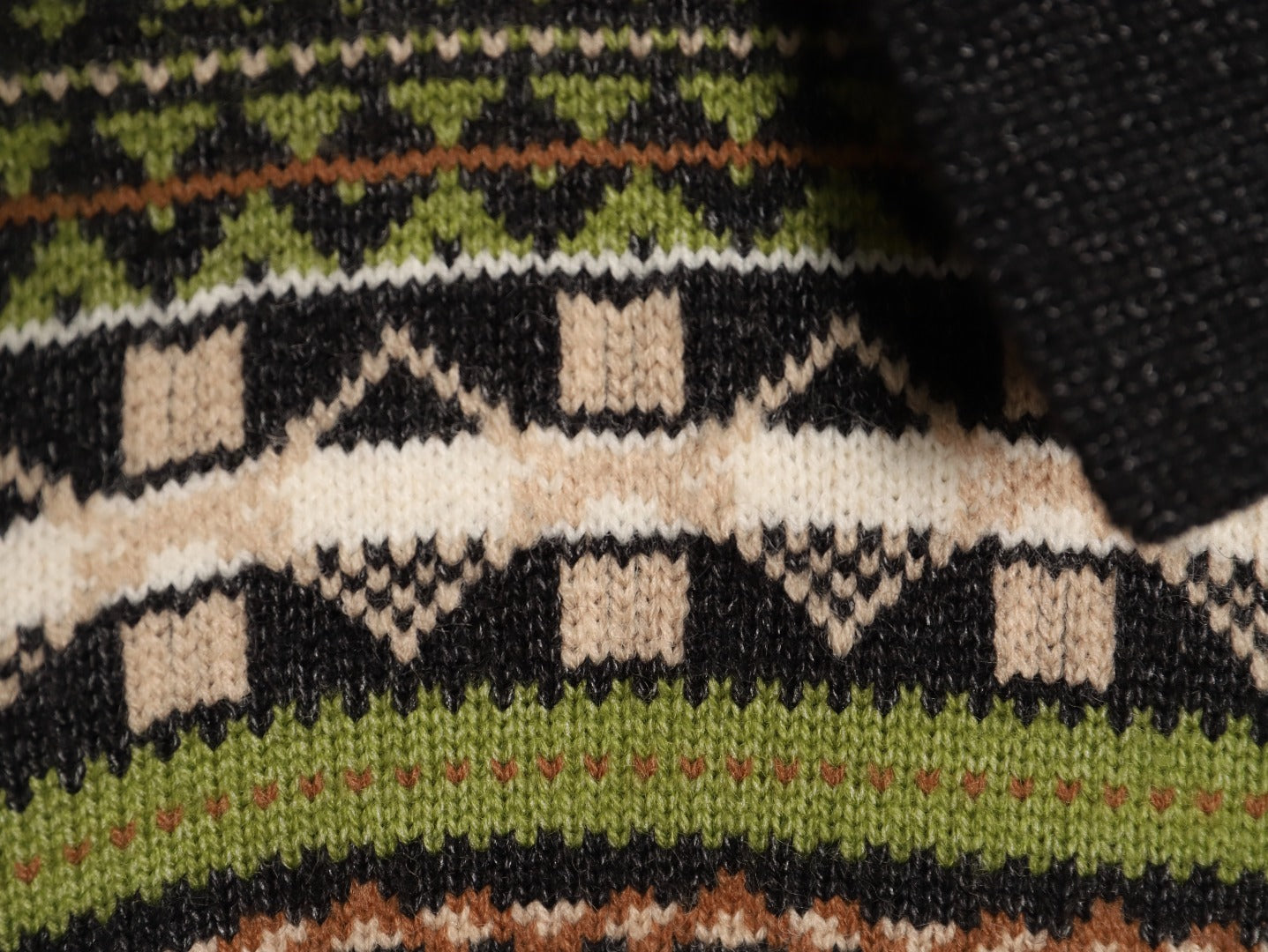 Loe 25fw knitted sweat
