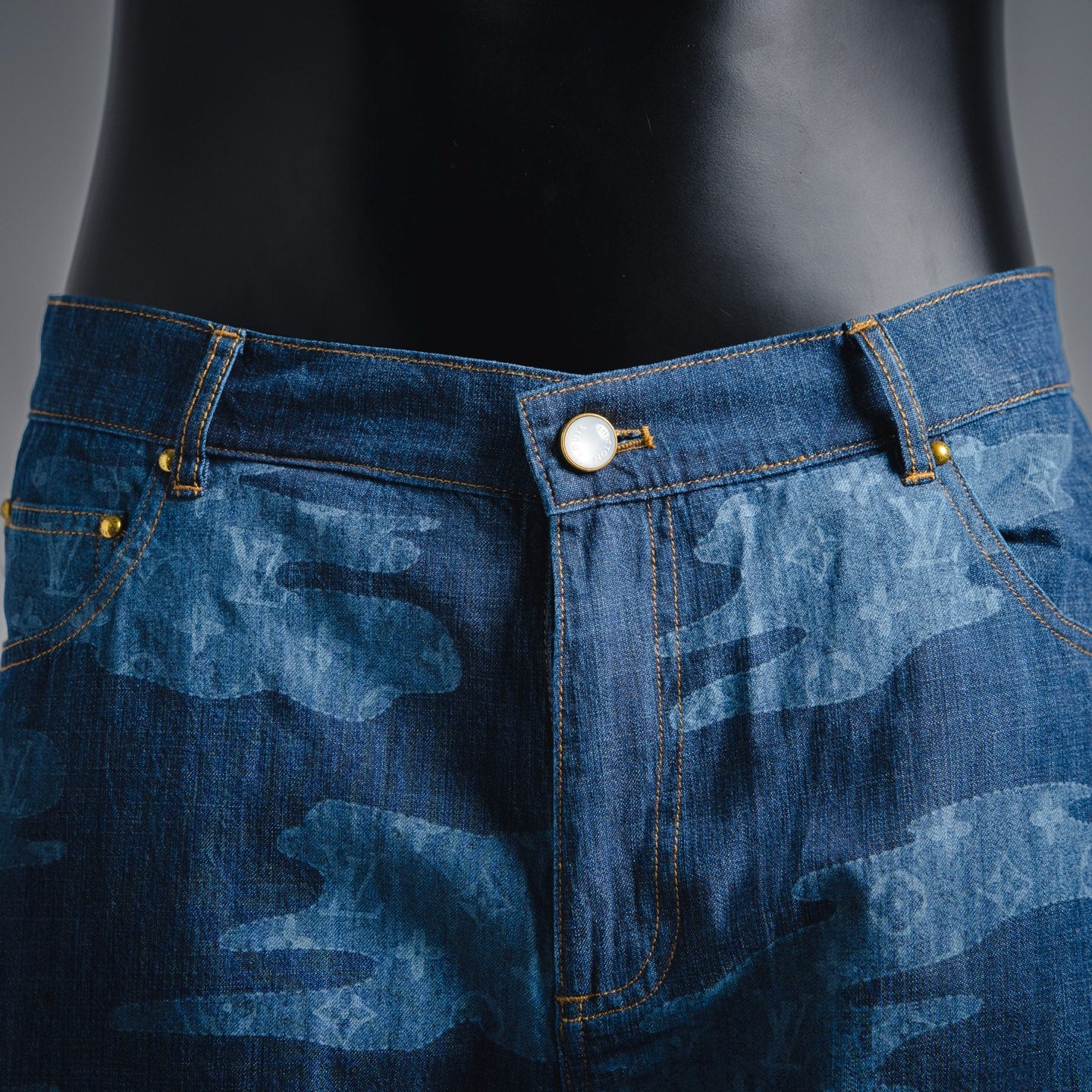 Louis 25fw printed short