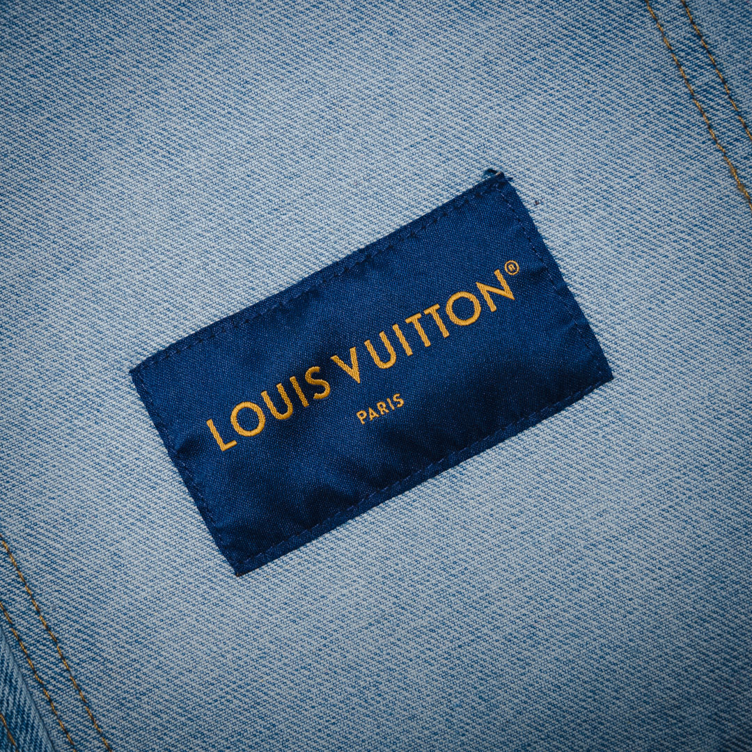 Louis 25fw embroidered jacket