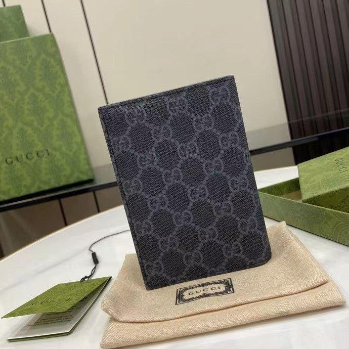 Guc passport holder