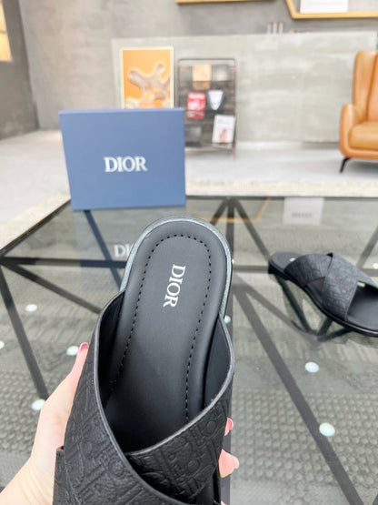 CD leather slippers