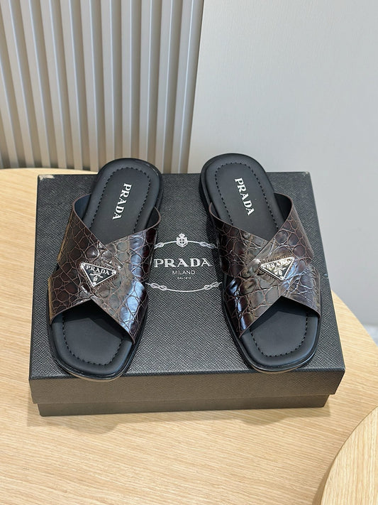 Pra leather slippers
