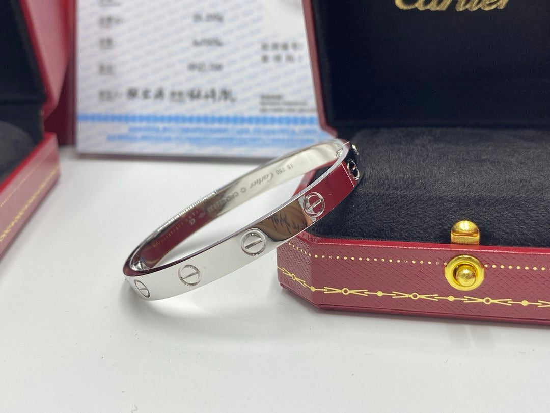 carti love bracelet
