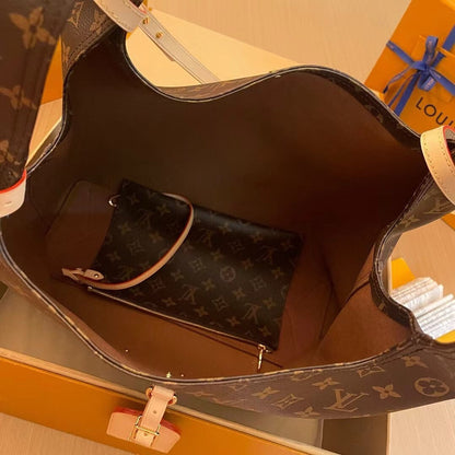 Louis atlantis bag