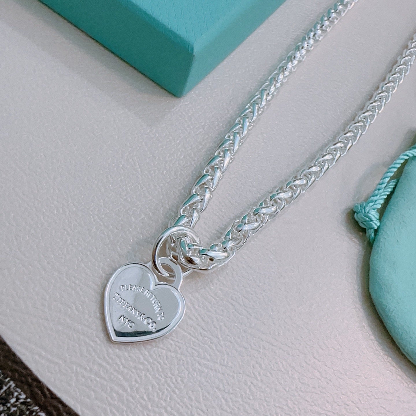 tiffa  necklace