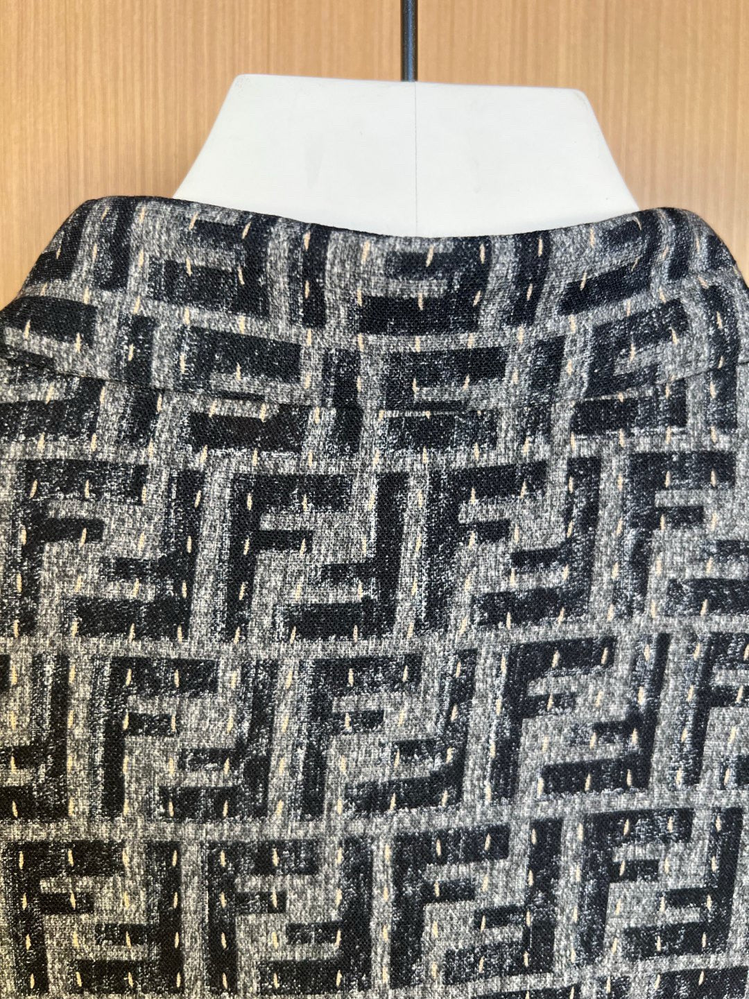 Fend 25ss buttons shirt